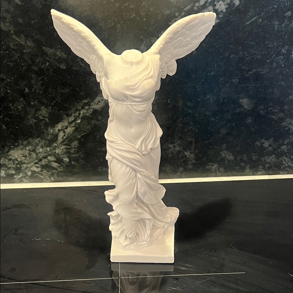 White Winged Victory of Samothrace Sculpture